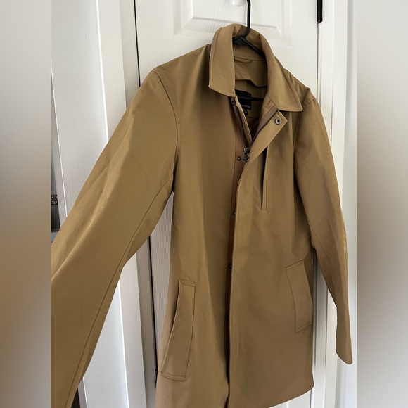 Banana Republic Khaki Trench Coat Small — classic / lightweight - Picture 13 of 16